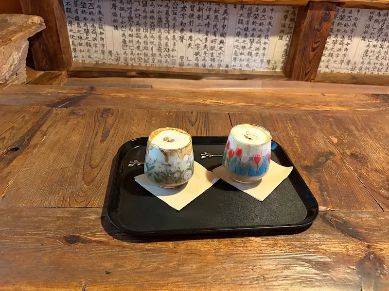 정갈하게 담겨 나온 음료