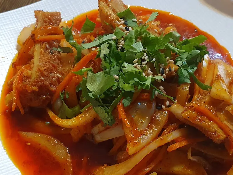 디알리나의 트레브하 샐러드 근접샷