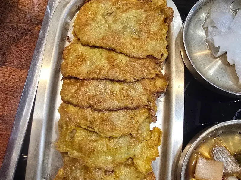 육전의 아름다운 자태