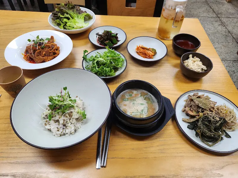 푸짐한 한 상 차림