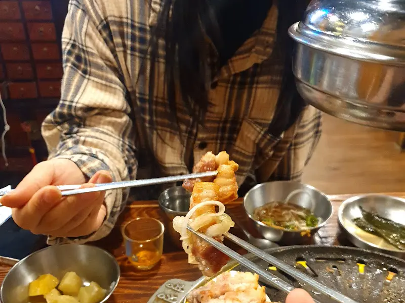 고기와 양파 절임