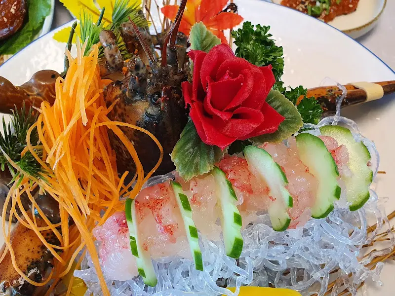 화려한 장식의 회