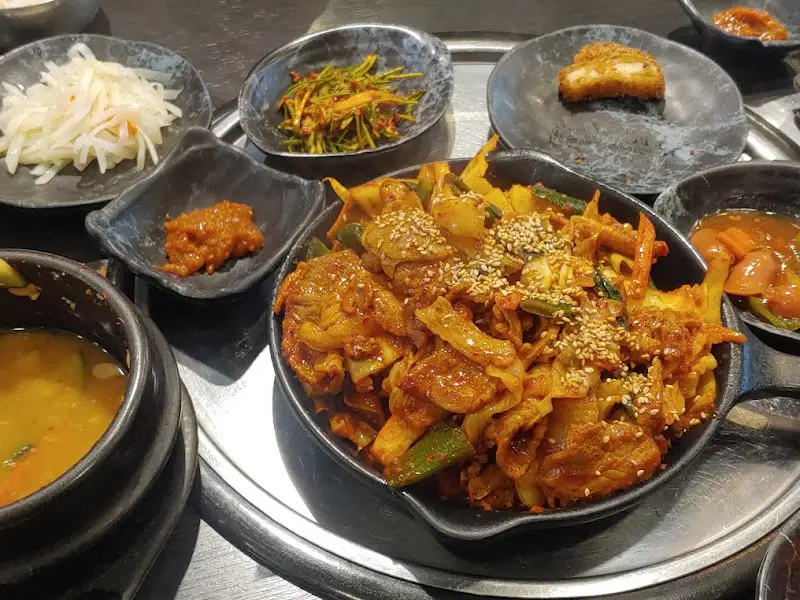 푸짐한 한 상 차림