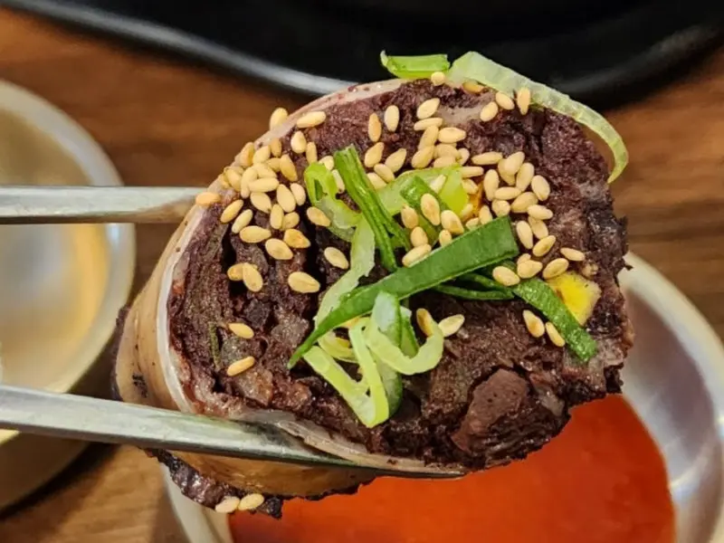 윤기가 흐르는 찰순대