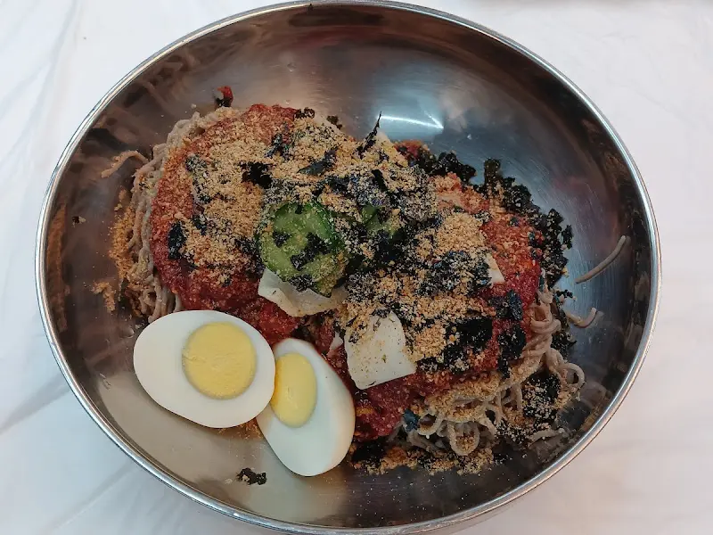 들기름 막국수 비빔 전후 비교