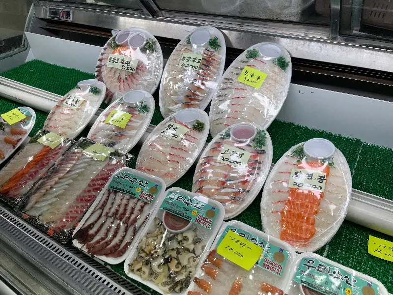 다양한 종류의 횟감