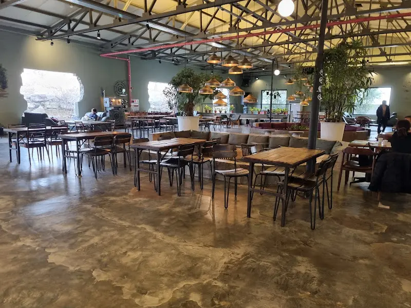 카페 버던트 내부