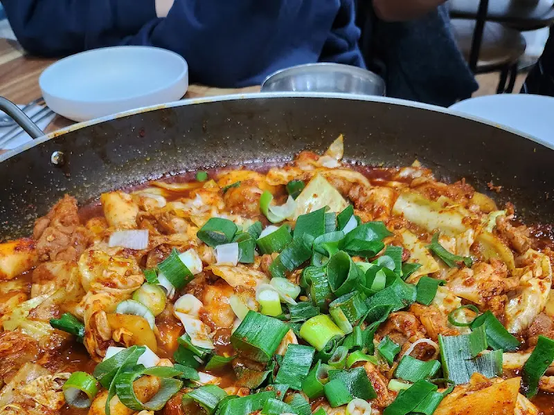 닭갈비 익어가는 모습