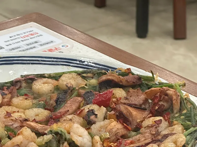 해물이 듬뿍 들어간 통새우 해물파전