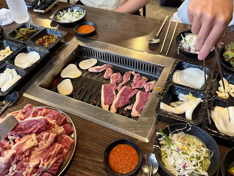 숯불에 구워 더욱 맛있는 오리고기