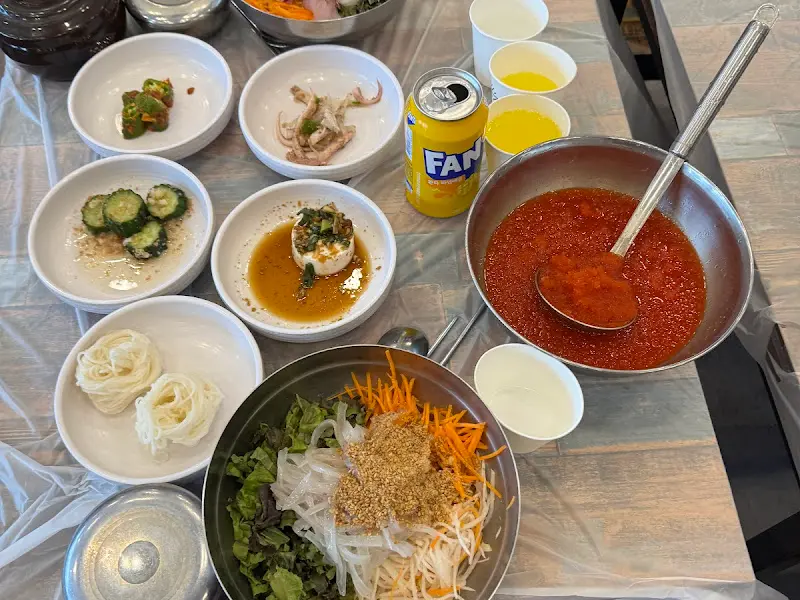 신비섬횟집 한상차림