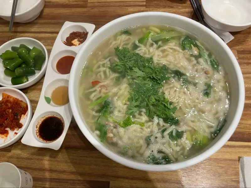 동죽 칼국수