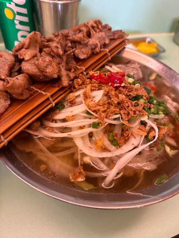 히포히포 쌀국수와 고기