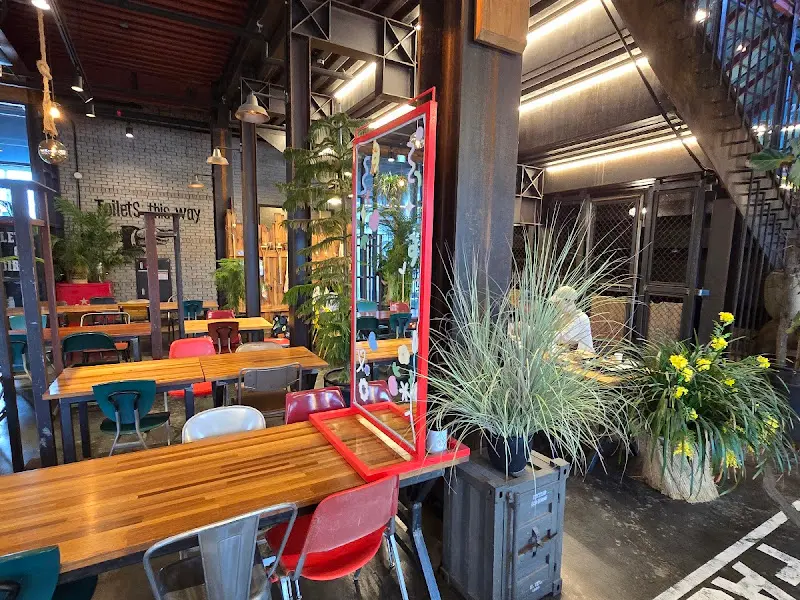 더티트렁크 내부