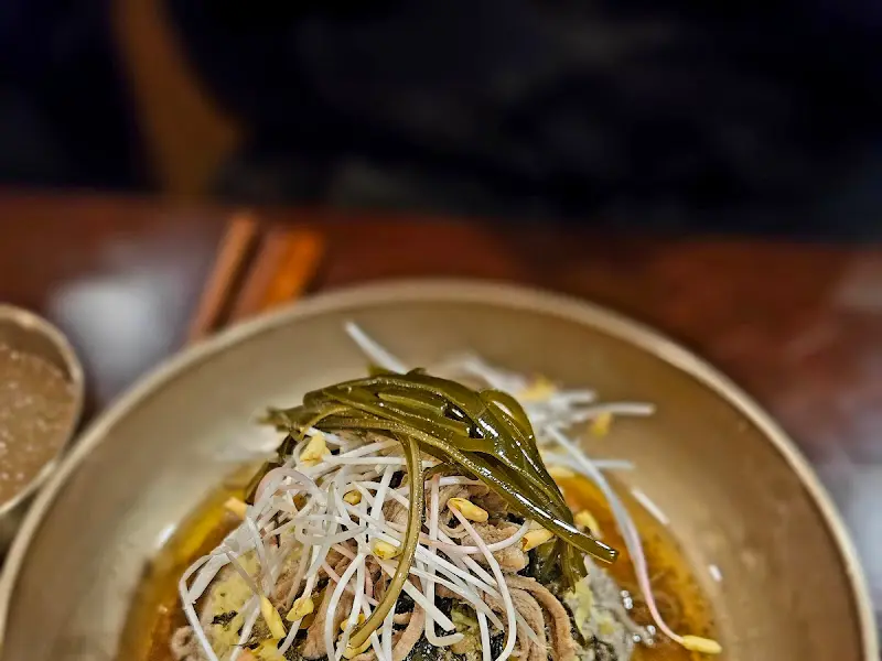 들기름막국수의 향긋한 풍미