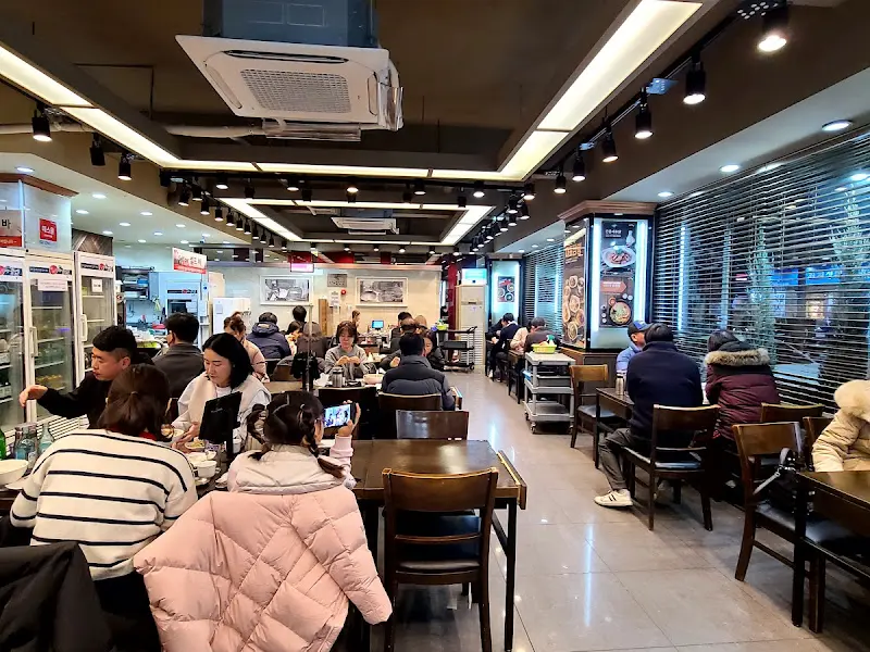 이비가 짬뽕 내부 전경