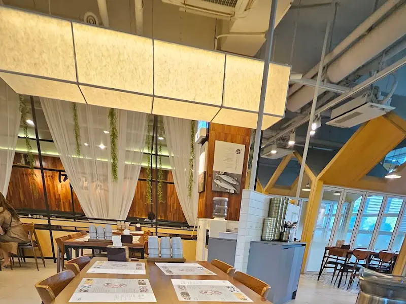 미꼬담의 세련된 인테리어