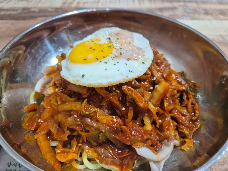 비빔짬뽕 비주얼