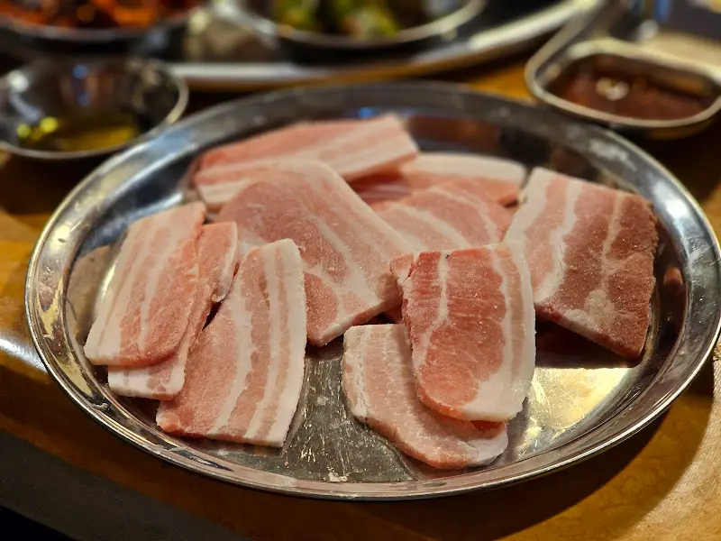 냉삼을 클로즈업하여 찍은 사진