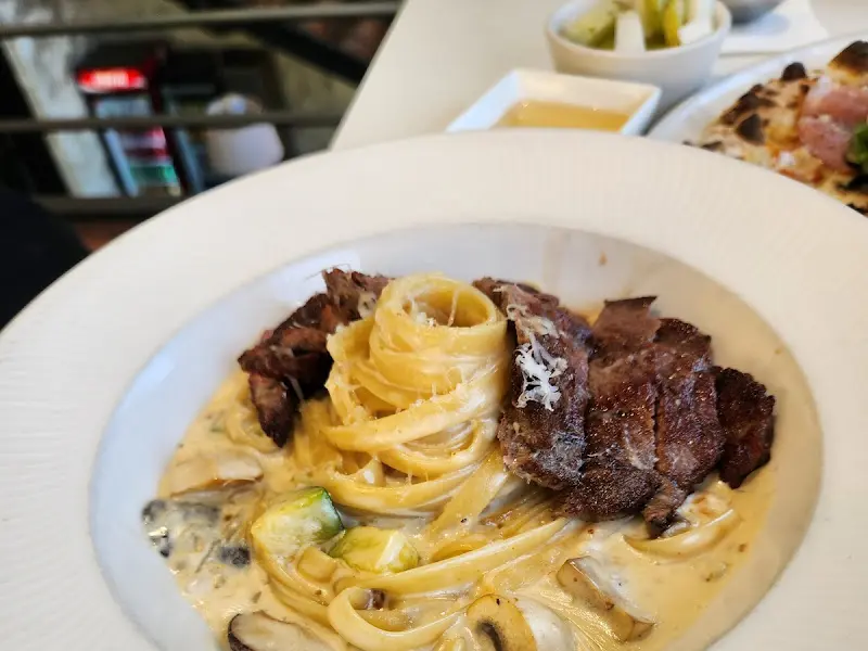 부채살 스테이크 파스타