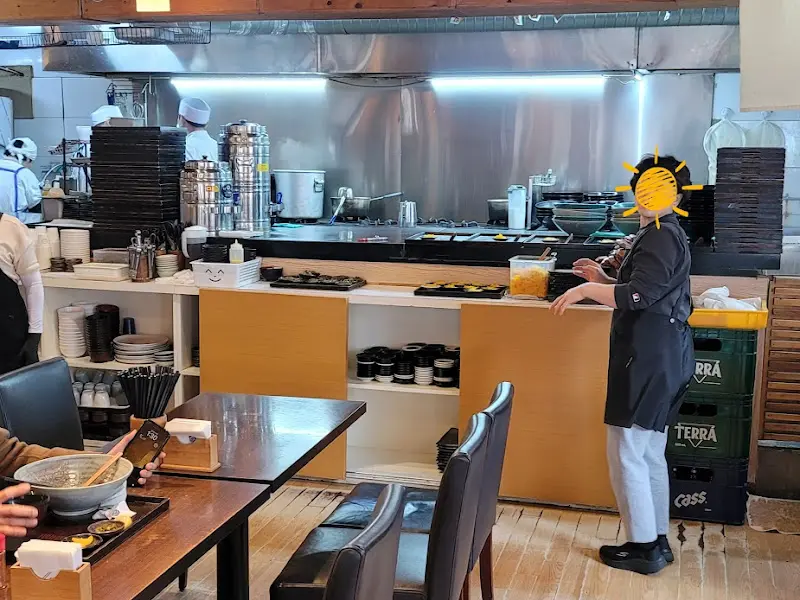 분주한 주방 풍경