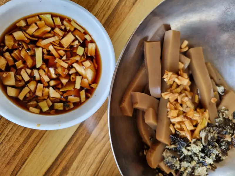 걸구쟁이네 도토리묵