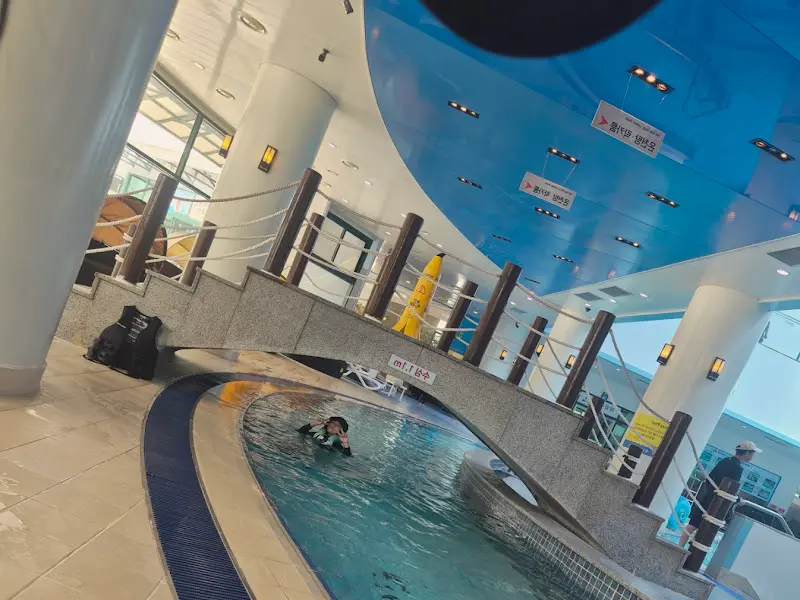 아쿠아나 내부 모습