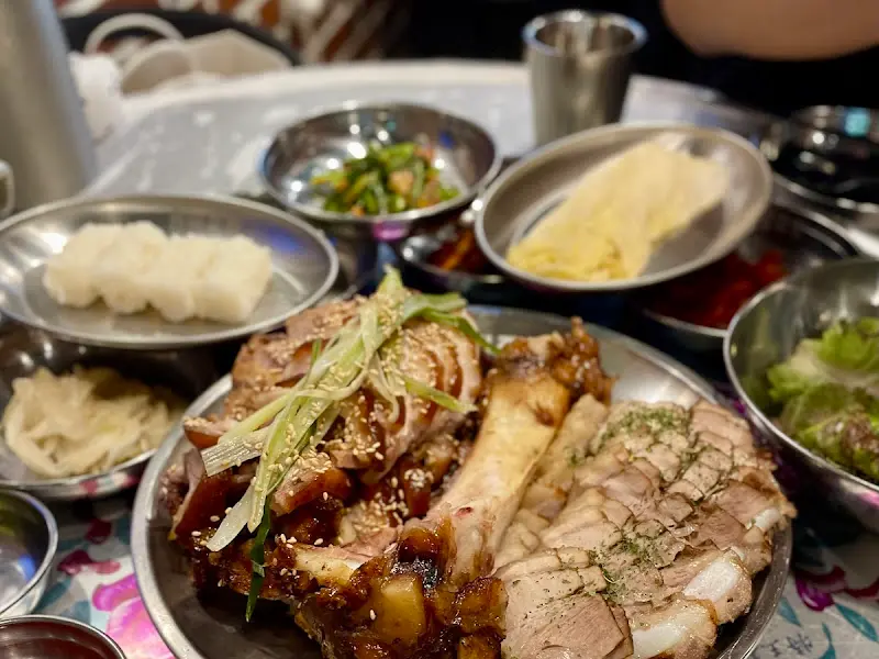 상세 곁들임 반찬