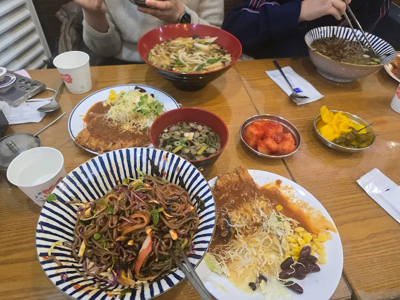 경성모밀 한상차림