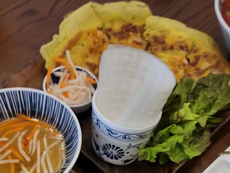 반쎄오, 비주얼부터 압도적