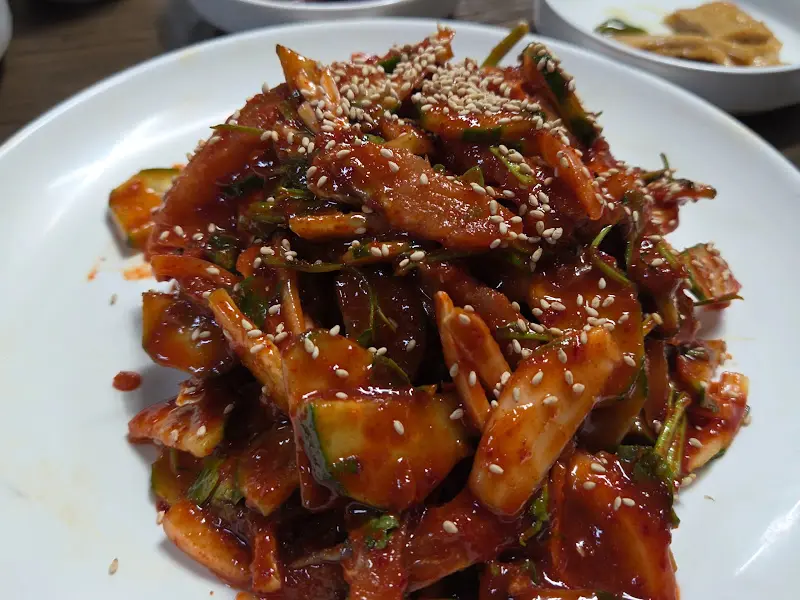 선경준치횟집 준치회무침