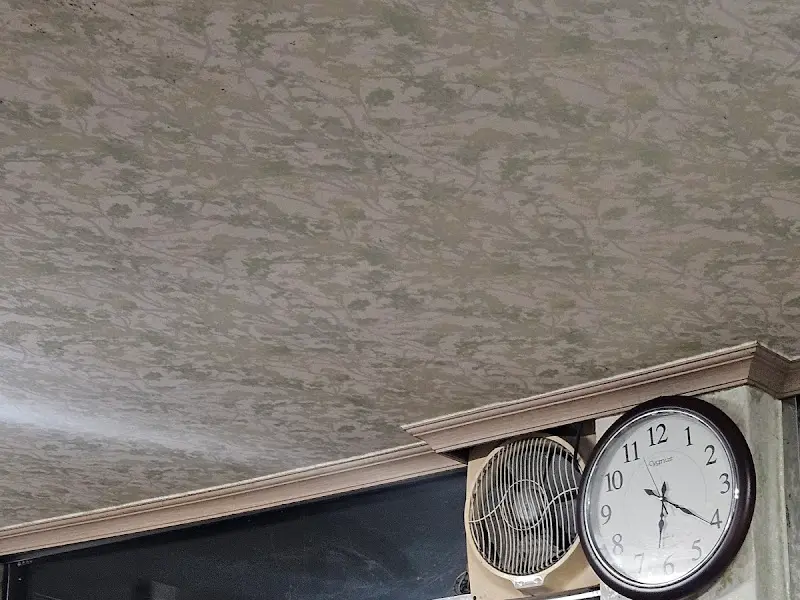 오래된 식당 내부