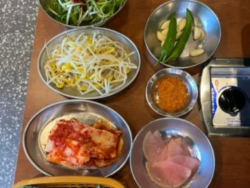 해운대에서 만나는 미식, 수영냉삼에서 피어나는 추억 맛집