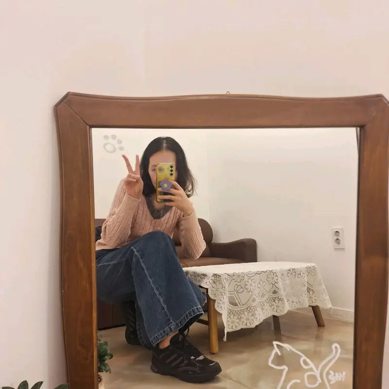 류센소 거울 포토존