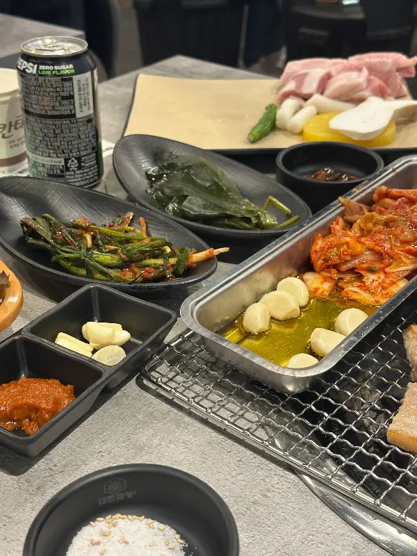 육담 퇴계점 신선한 고기