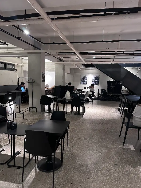 넓고 쾌적한 티프 내부