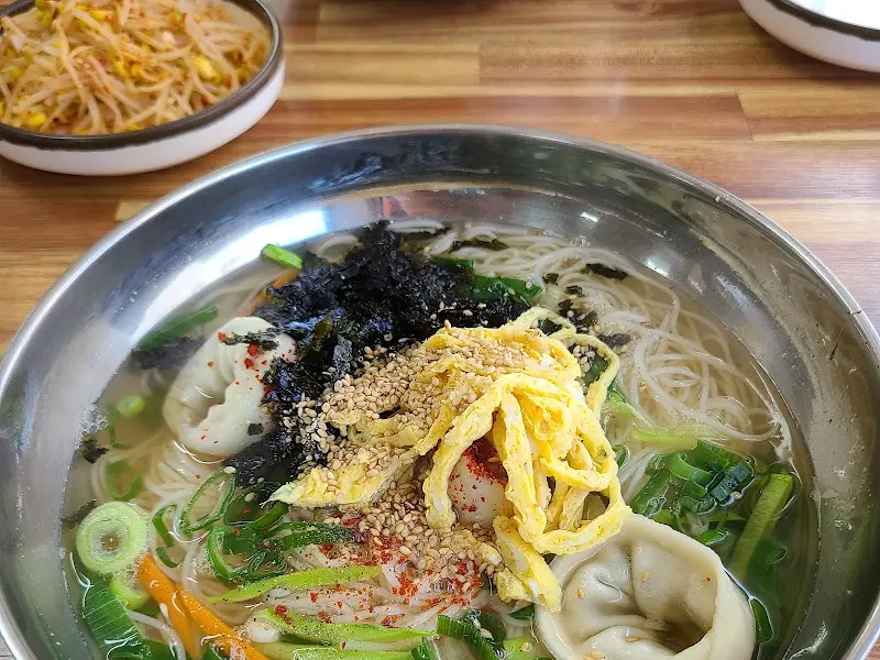 잔치국수 클로즈업