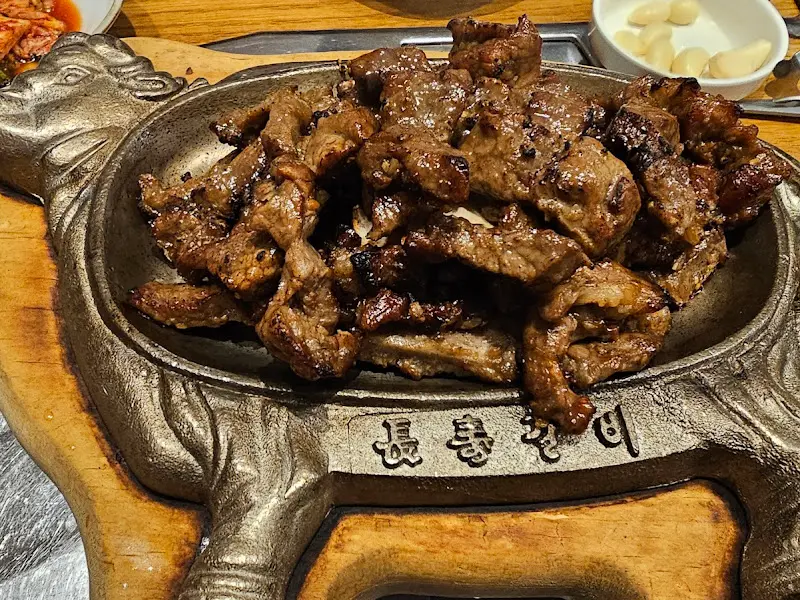 윤기가 흐르는 양념 소갈비