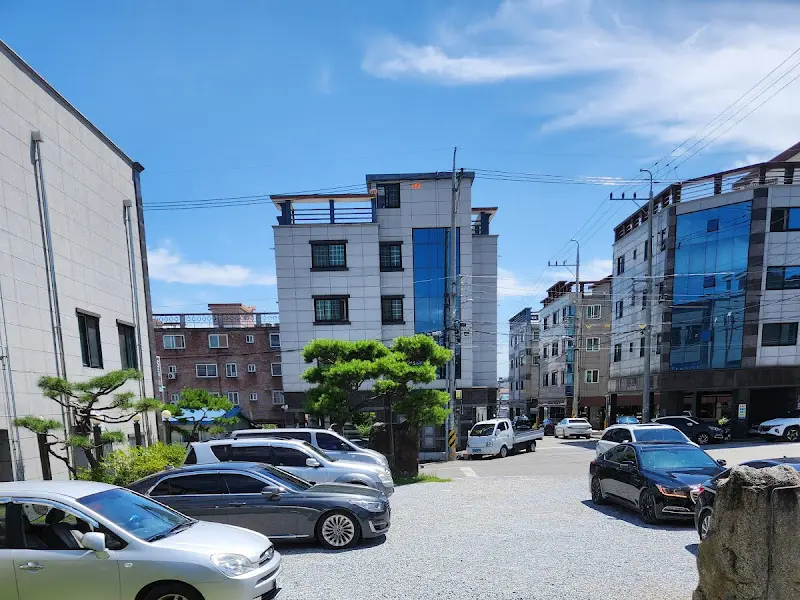 촌아저씨쌈밥 외부 전경