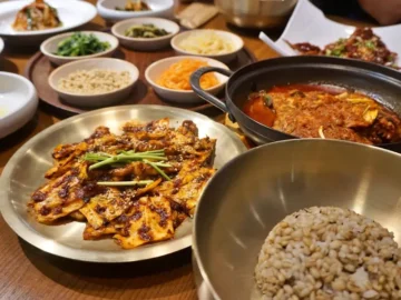 배곧에서 느끼는 고향의 맛, 시흥 봄이보리밥 맛집에서 추억을 되새기다