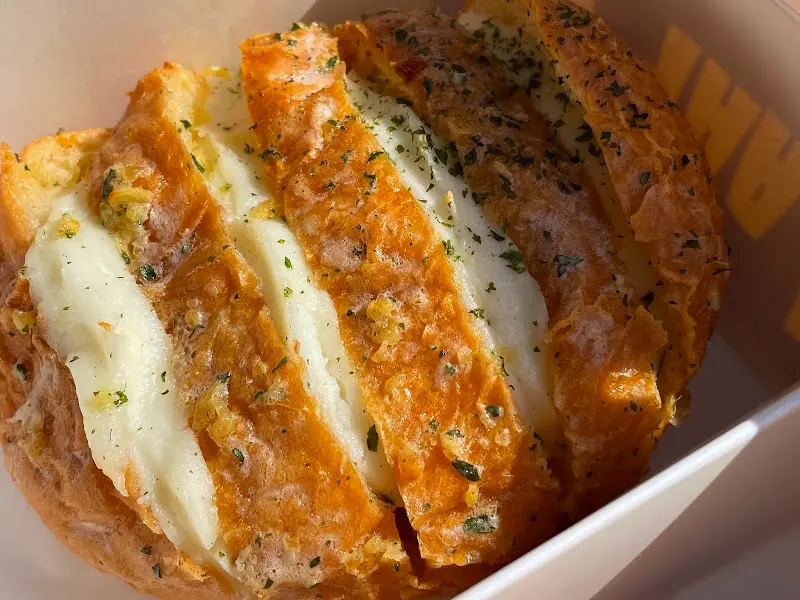 크림치즈 마늘빵