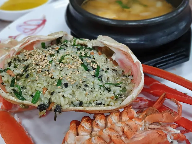 게딱지 볶음밥과 된장찌개