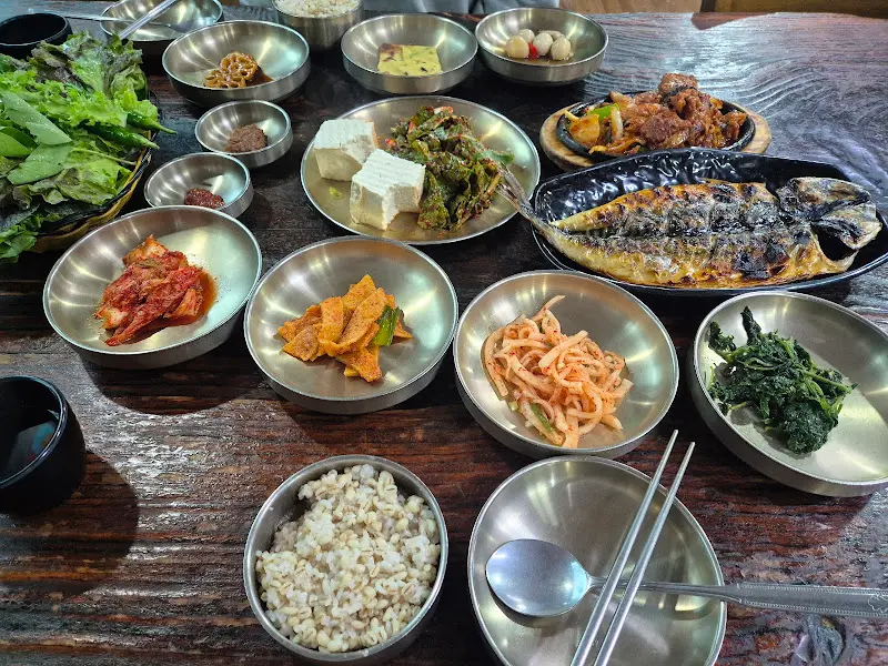 낭뜰에쉼팡 한상차림