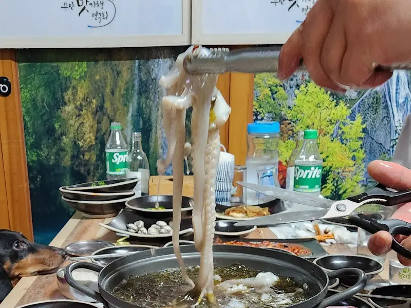 연포탕 속 낙지