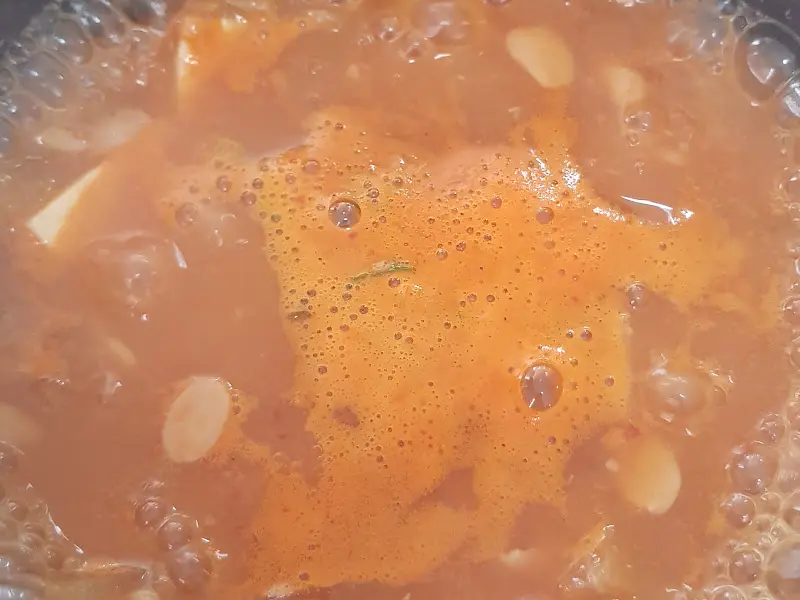 보글보글 끓는 청국장