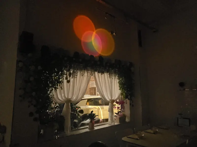 아늑한 분위기의 꼬르망주 내부