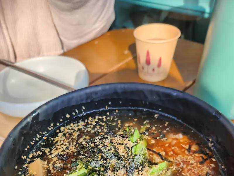 정갈하게 담긴 음식