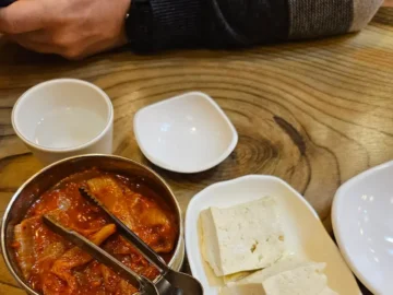 고향의 손맛, 당진에서 만나는 삼대째 손두부의 깊은 맛! 그리운 엄마 밥상 같은 맛집