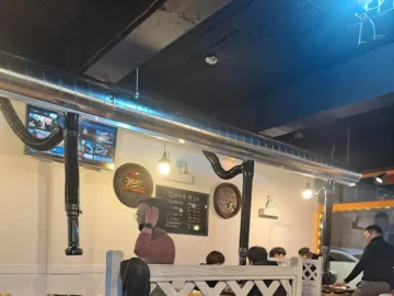 밀양에서 맛보는 인생 뒷고기, 김여사네 뒷고기: 잊을 수 없는 풍미의 향연!