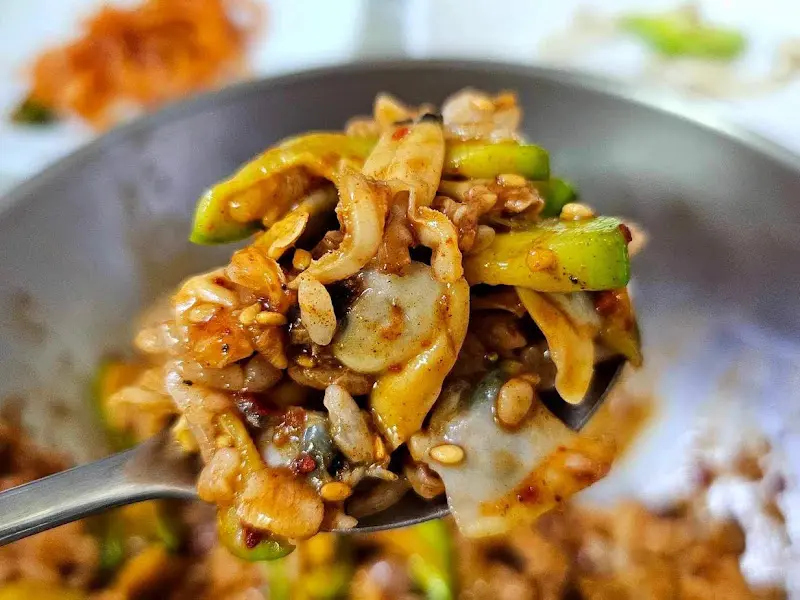 바지락회무침 한 숟갈